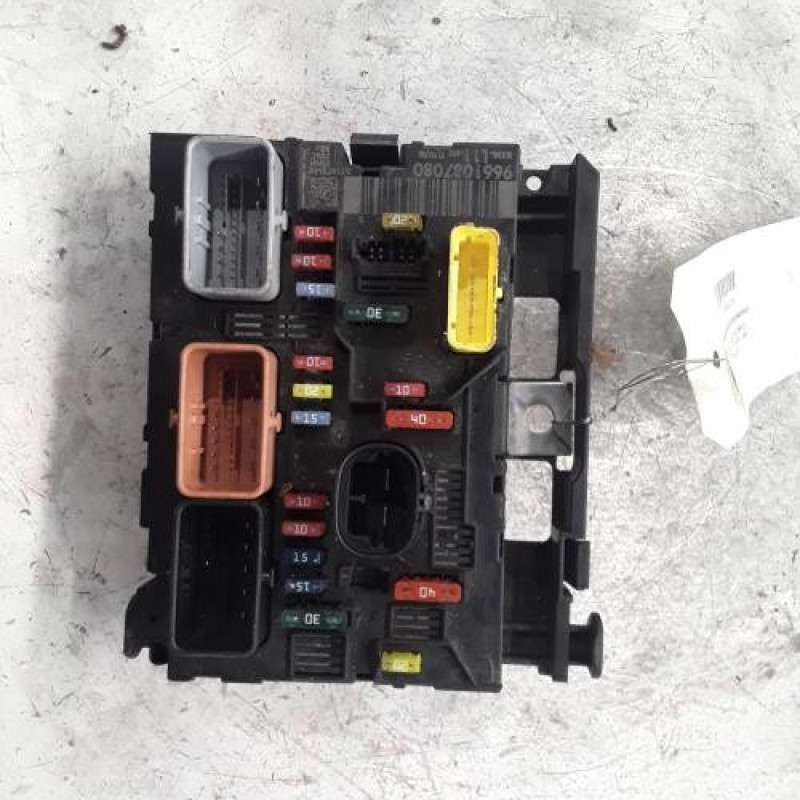 Boitier servitude moteur (BSM) PEUGEOT 307 Boitier servitude moteur (BSM) PEUGEOT 307