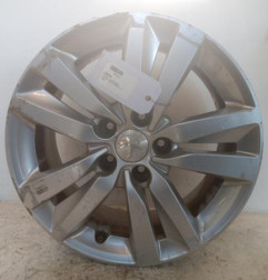 Jante PEUGEOT 308 2 SW Photo n°1