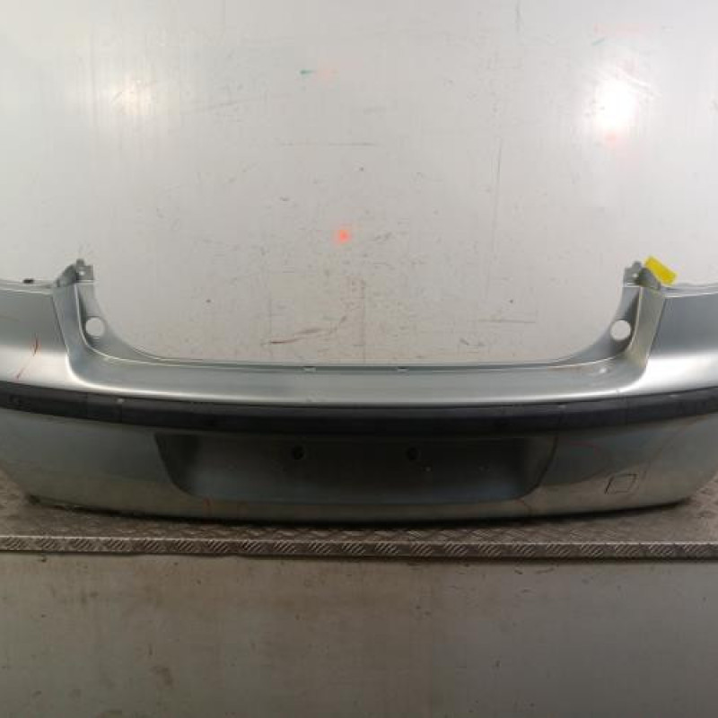 Pare choc arriere RENAULT LAGUNA 2