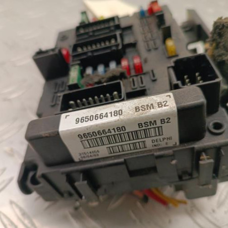 Boitier servitude moteur (BSM) PEUGEOT 206