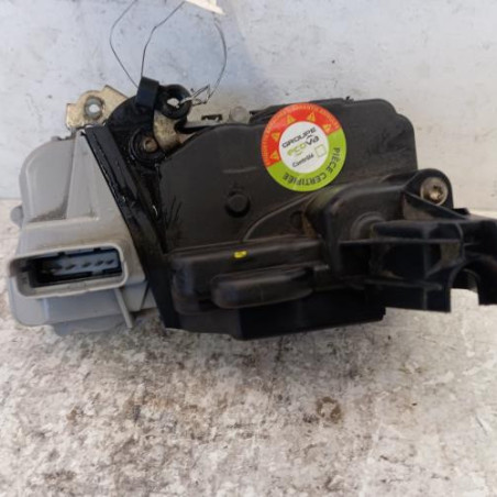 Serrure avant gauche PEUGEOT 307