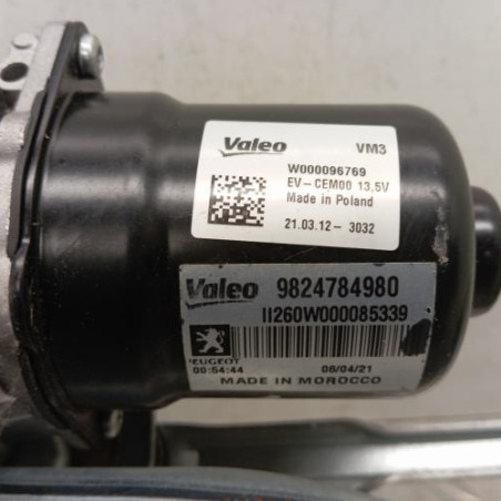 Moteur essuie glace avant PEUGEOT 208 2