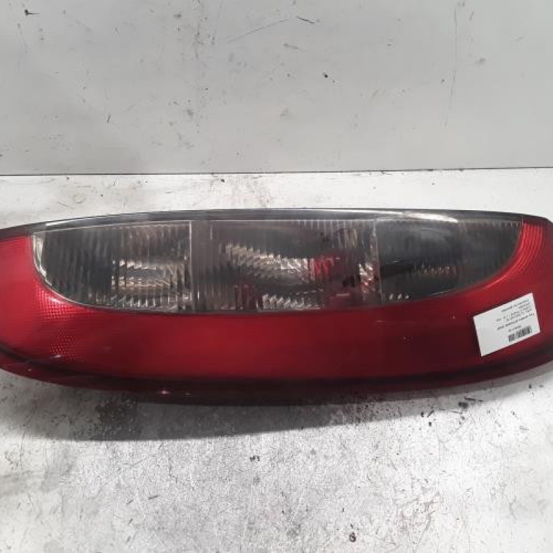Feu arriere principal droit (feux) OPEL CORSA C Feu arriere principal droit (feux) OPEL CORSA C