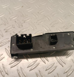 Interrupteur de leve vitre avant gauche FORD FOCUS 2