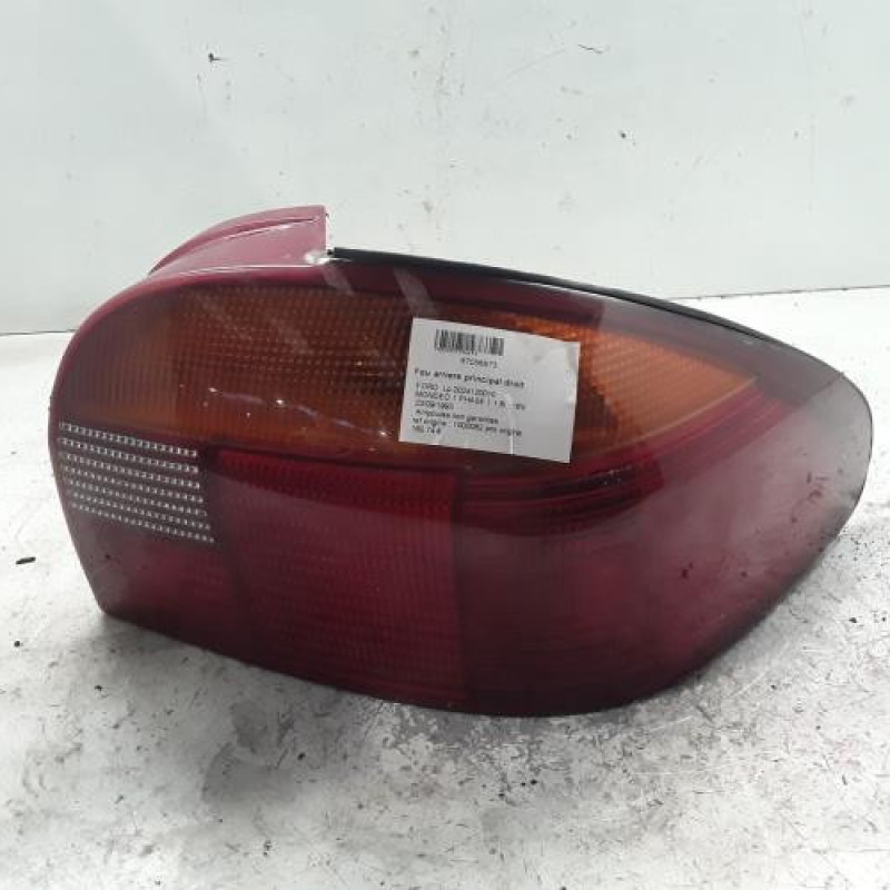 Feu arriere principal droit (feux) FORD MONDEO 1