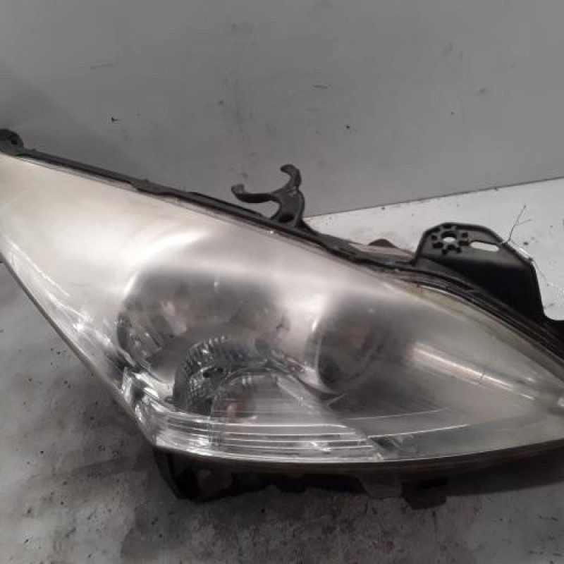 Optique avant principal droit (feux)(phare) PEUGEOT 5008 1