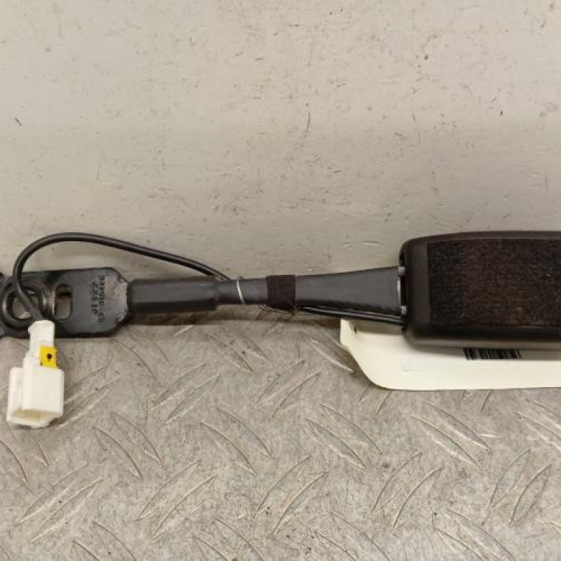Attache ceinture avant gauche CITROEN DS4 Attache ceinture avant gauche CITROEN DS4