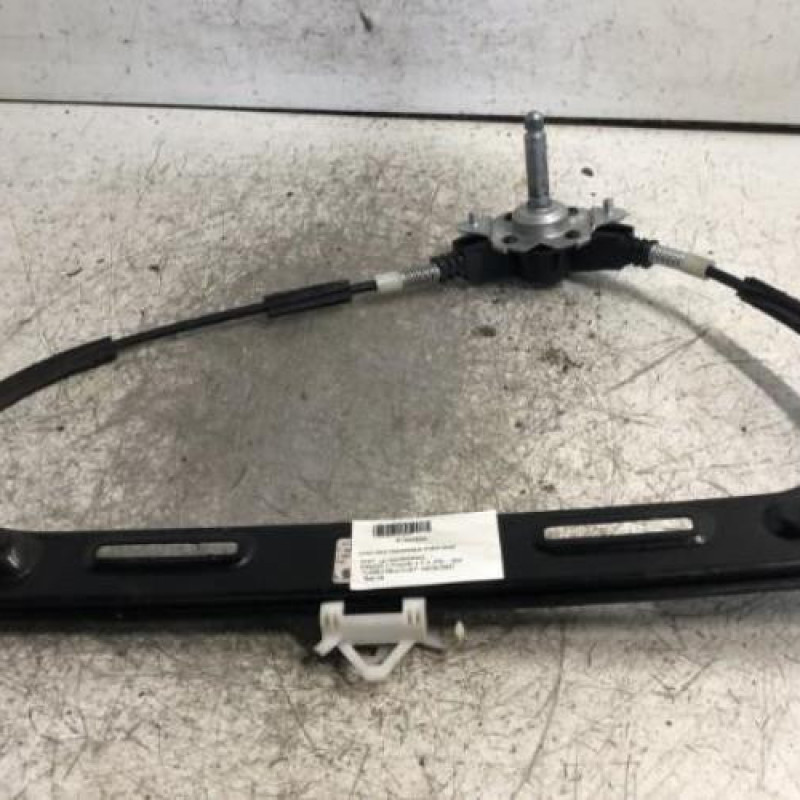 Leve vitre mecanique avant droit FIAT PANDA 2