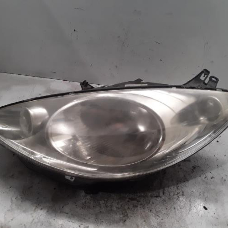 Optique avant principal gauche (feux)(phare) PEUGEOT 1007