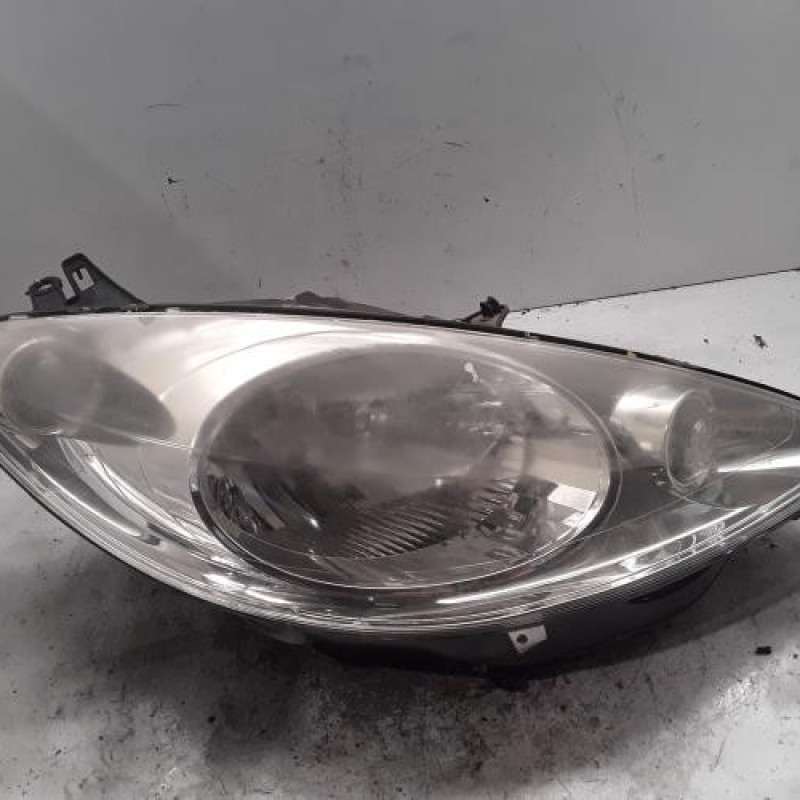 Optique avant principal droit (feux)(phare) PEUGEOT 1007