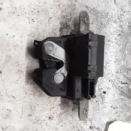 Serrure de hayon FIAT 500 2
