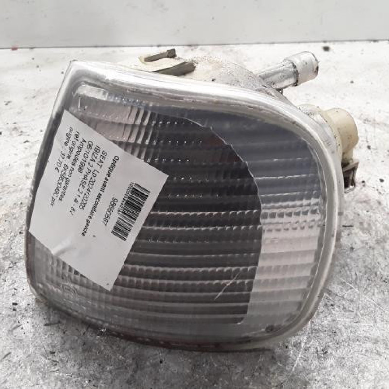 Optique avant secondaire gauche (feux)(clignotant) SEAT IBIZA 2