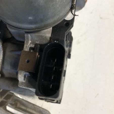 Moteur essuie glace avant droit KIA CARENS 4