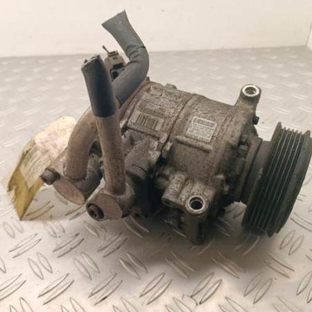 Compresseur clim AUDI A4 2 Photo n°1