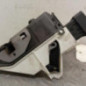 Serrure avant droit PEUGEOT 5008 1