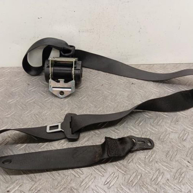 Ceinture arriere gauche BMW SERIE 3 E92