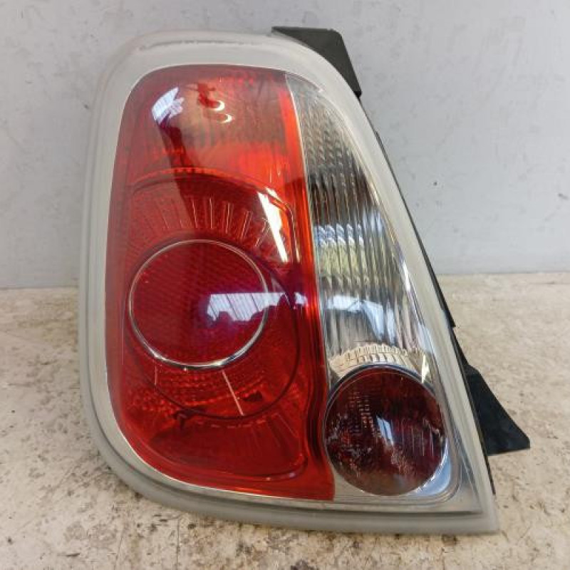Feu arriere principal gauche (feux) FIAT 500 2 Feu arriere principal gauche (feux) FIAT 500 2