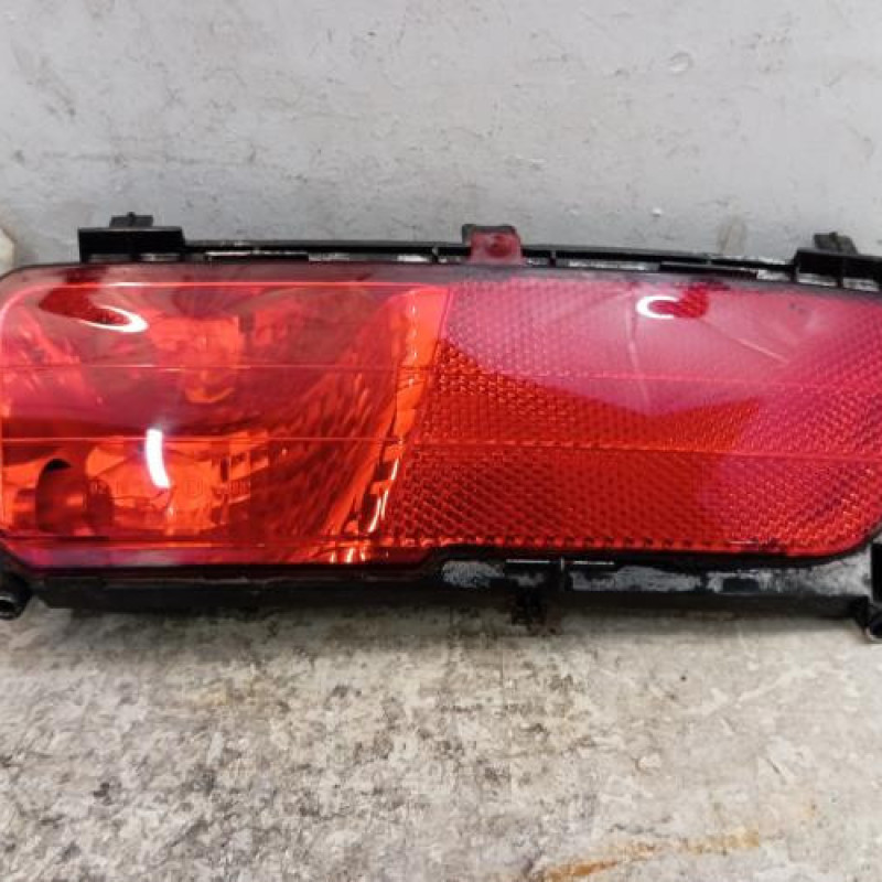 Feu de pare choc arriere droit CITROEN C4 PICASSO 1