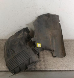Pare boue avant droit RENAULT SCENIC 1 Photo n°1
