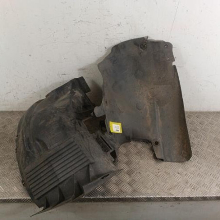 Pare boue avant droit RENAULT SCENIC 1 Photo n°1
