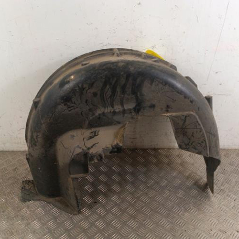 Pare boue arriere gauche PEUGEOT 5008 2