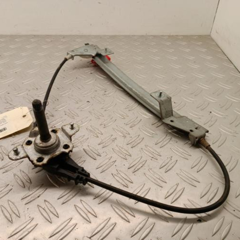 Leve vitre mecanique arriere droit FIAT PUNTO EVO 3