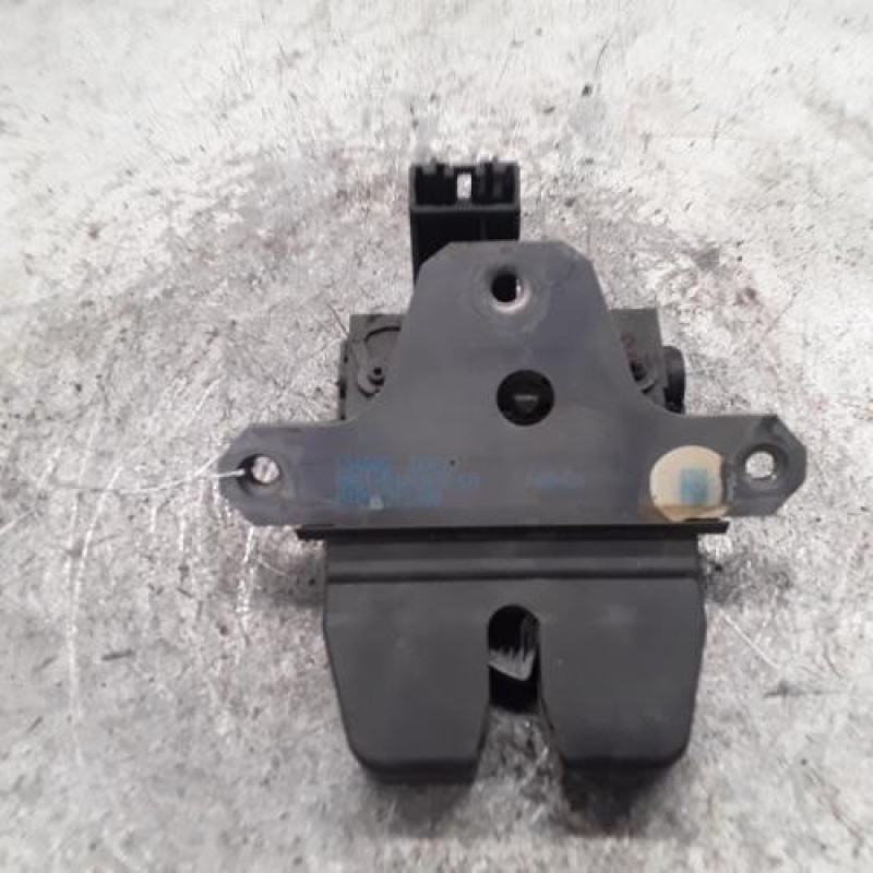 Serrure de hayon FORD MONDEO 3 Serrure de hayon FORD MONDEO 3