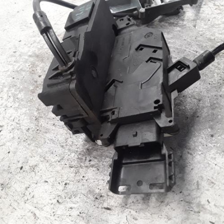 Serrure avant droit PEUGEOT 207