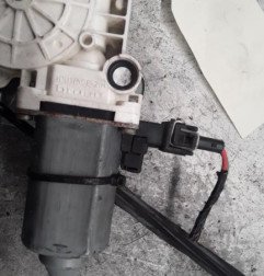 Leve vitre electrique avant droit VOLKSWAGEN POLO 3 Photo n°3