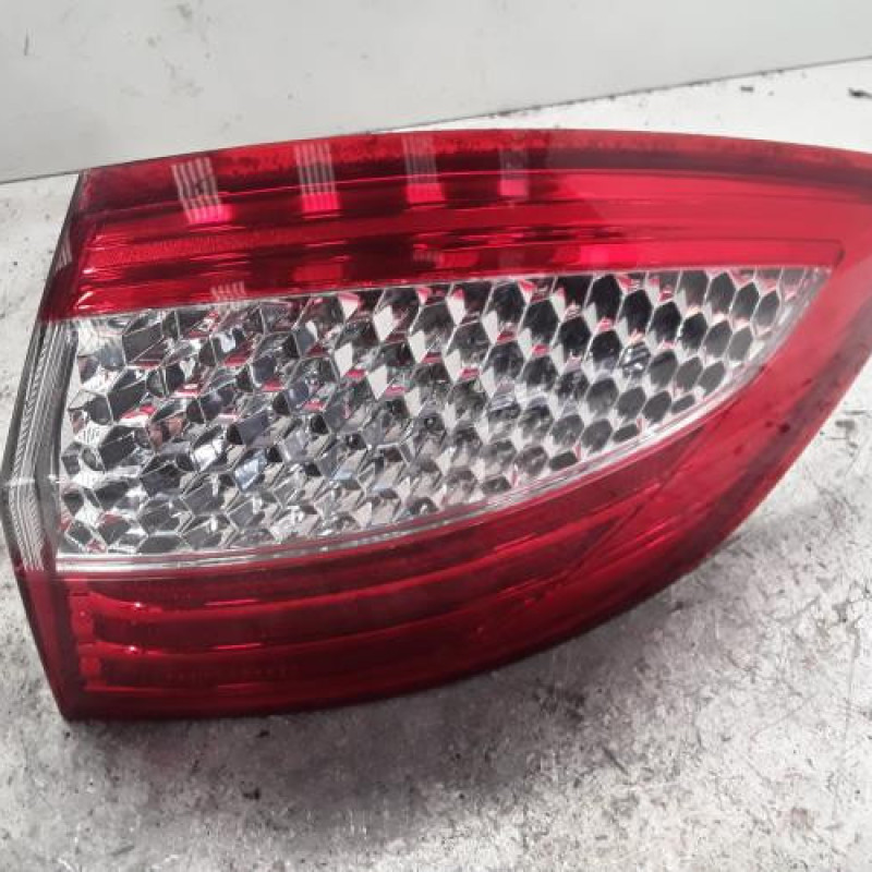 Feu arriere principal droit (feux) FORD MONDEO 3