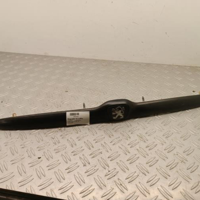 Baguette de coffre PEUGEOT 206 Baguette de coffre PEUGEOT 206