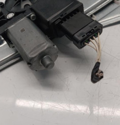 Leve vitre electrique arriere gauche CITROEN C3 3 Photo n°4
