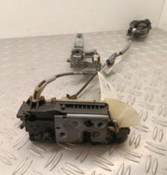 Serrure avant gauche PEUGEOT 208 1