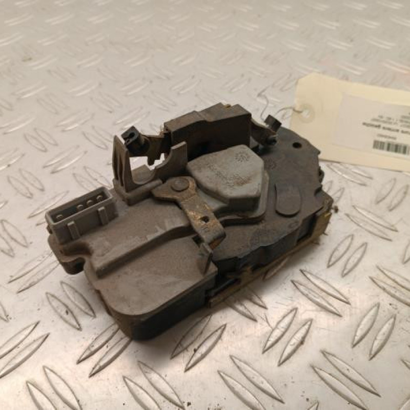 Serrure arriere gauche PEUGEOT 206