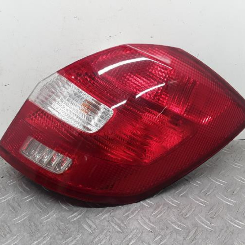 Feu arriere principal droit (feux) SKODA FABIA 2