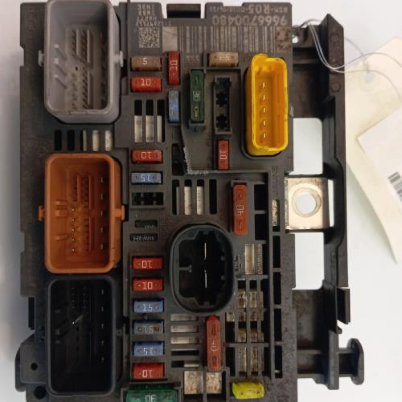 Boitier servitude moteur (BSM) CITROEN C4 1 Boitier servitude moteur (BSM) CITROEN C4 1