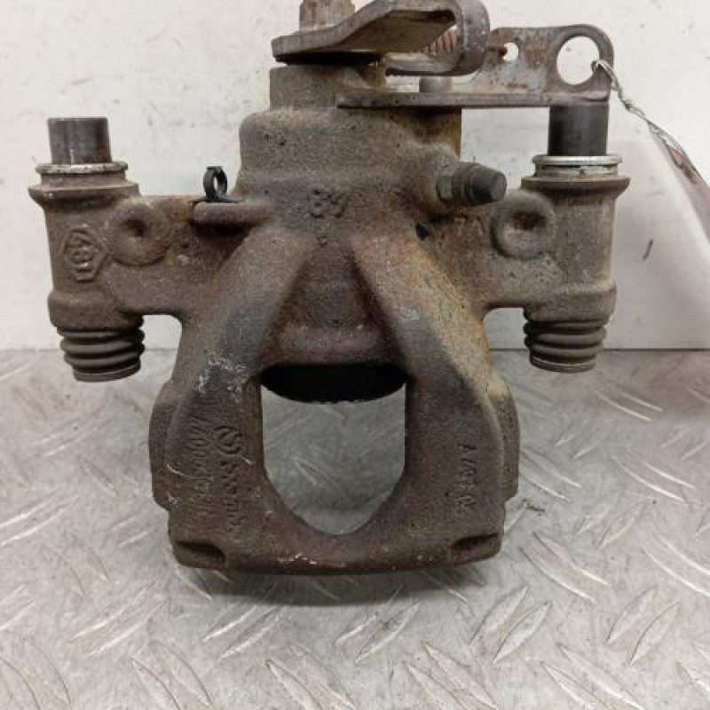 Etrier arriere droit (freinage) RENAULT MASTER 3 Etrier arriere droit (freinage) RENAULT MASTER 3