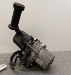 Pompe de direction PEUGEOT 5008 1