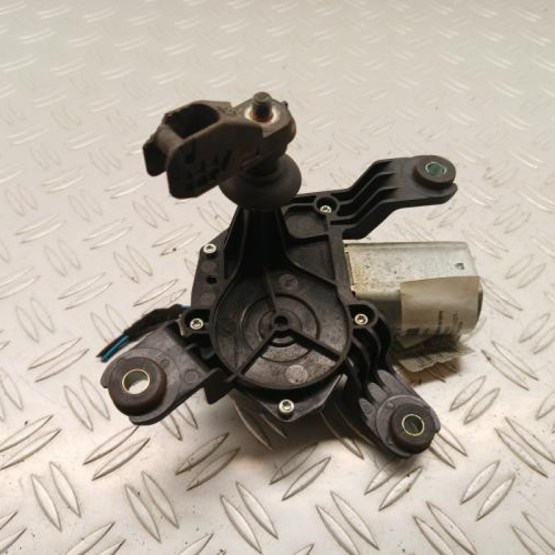 Moteur essuie glace arriere OPEL CORSA D Moteur essuie glace arriere OPEL CORSA D