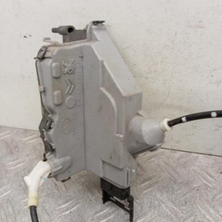 Serrure arriere droit PEUGEOT 5008 1