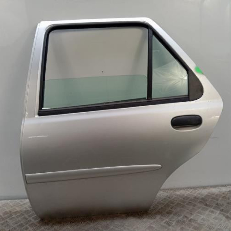 Porte arriere gauche FORD FIESTA 4 Porte arriere gauche FORD FIESTA 4