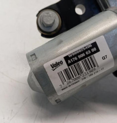 Moteur essuie glace arriere MERCEDES CLASSE A 176 Photo n°4