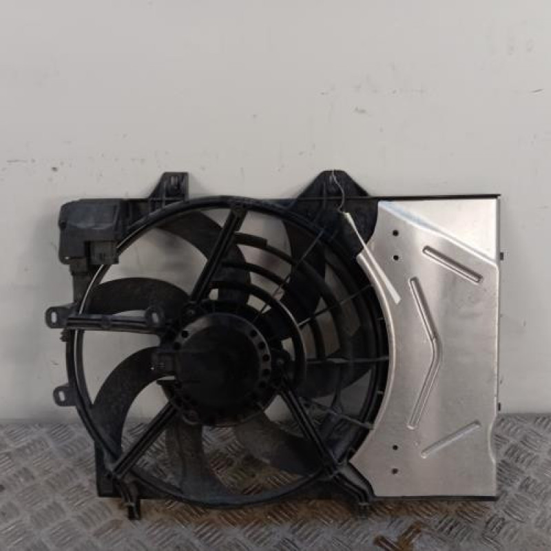 Moto ventilateur radiateur PEUGEOT 208 1 Moto ventilateur radiateur PEUGEOT 208 1