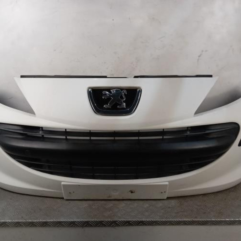 Pare choc avant PEUGEOT 207