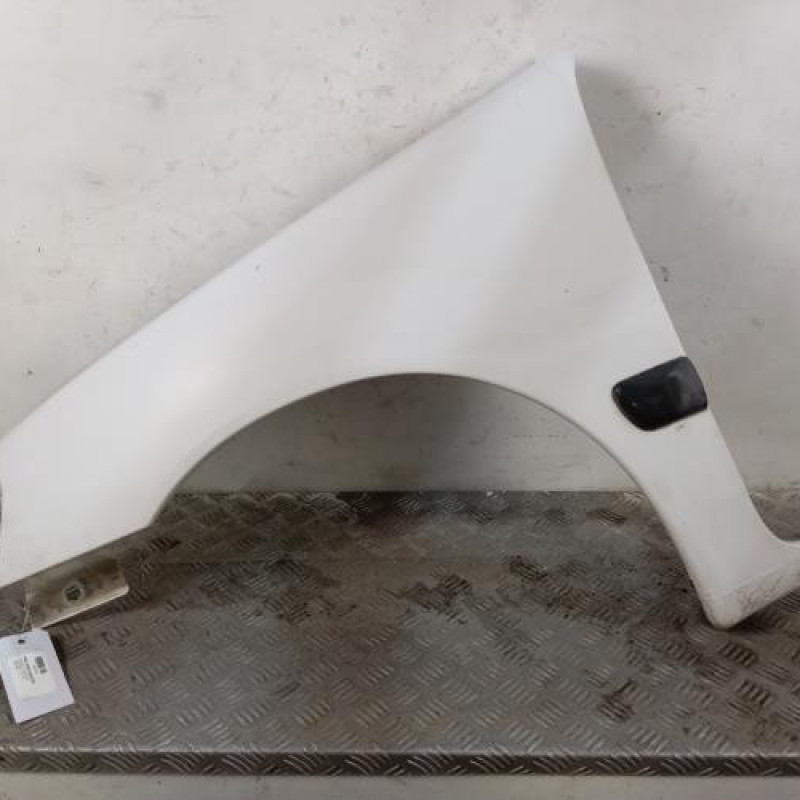Aile avant gauche PEUGEOT 106