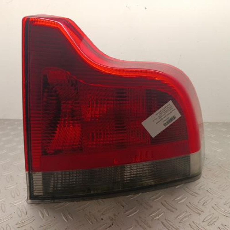 Feu arriere principal droit (feux) VOLVO S 60 1 Feu arriere principal droit (feux) VOLVO S 60 1
