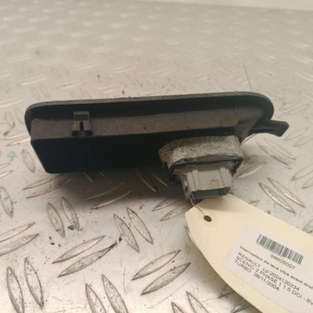 Interrupteur de leve vitre avant droit RENAULT SCENIC 2