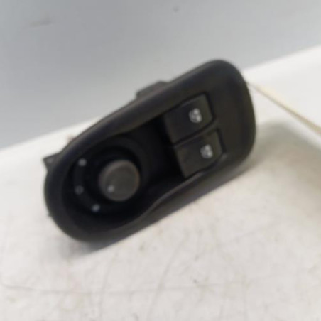 Interrupteur de leve vitre avant gauche RENAULT MASTER 3
