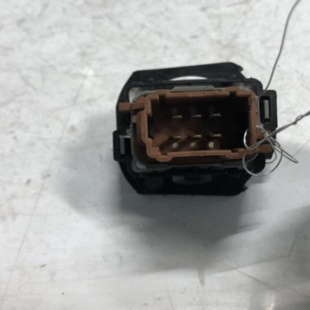 Interrupteur de leve vitre arriere gauche RENAULT VEL SATIS