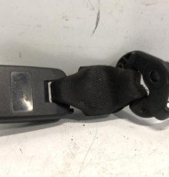 Attache ceinture arriere droit RENAULT SCENIC 3